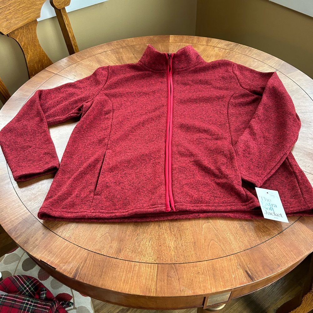 Women’s soft jacket with tags
